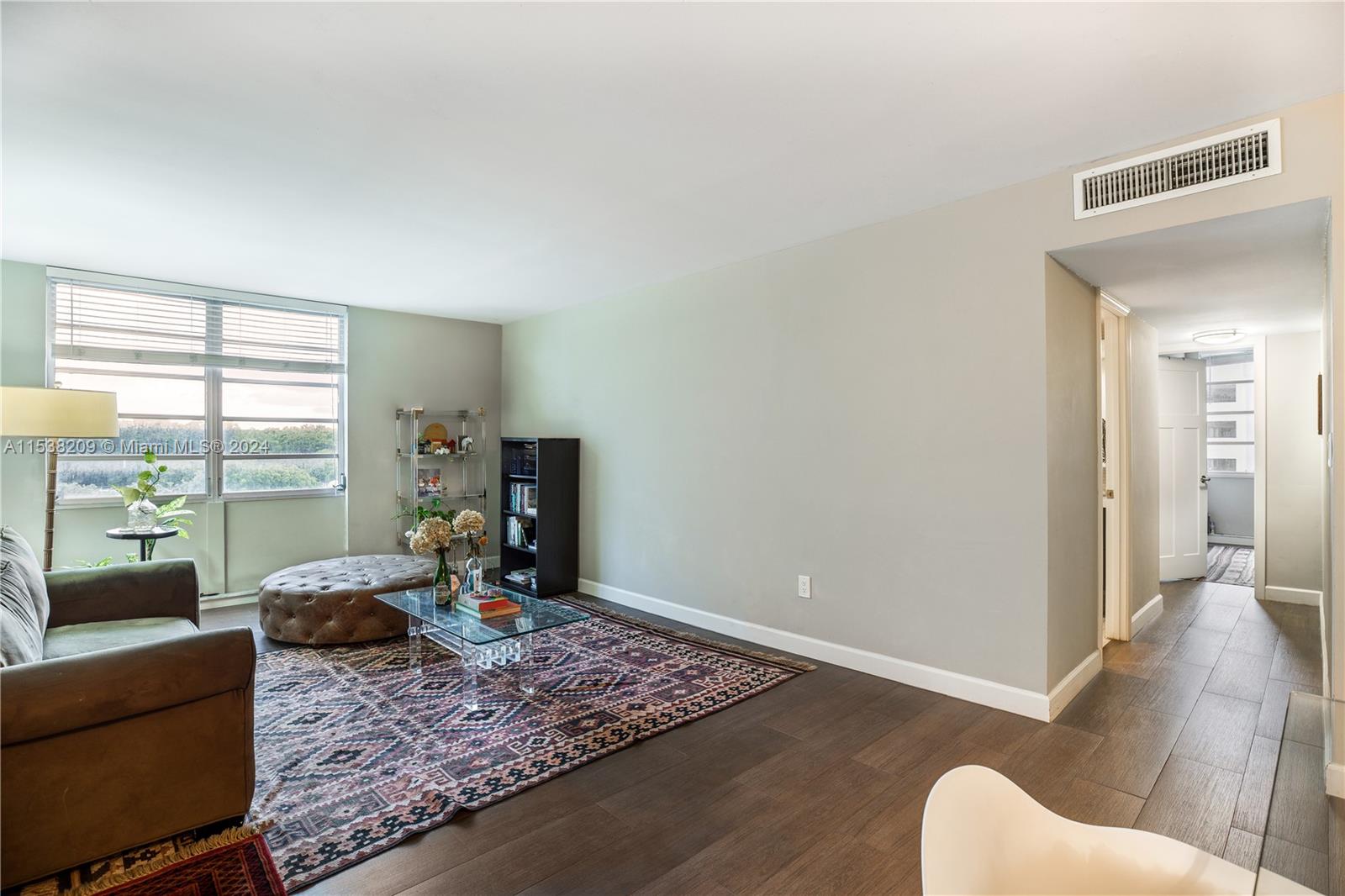 145 Southeast 25th Road, Unit 501 Miami, FL 33129 - Photo 8 of 17 Gallery Image 8