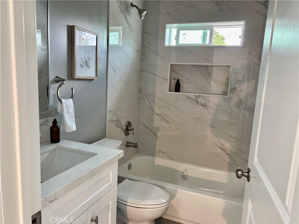 752 Rio Del Sol Avenue Montebello, CA 90640 - Photo 19 of 62