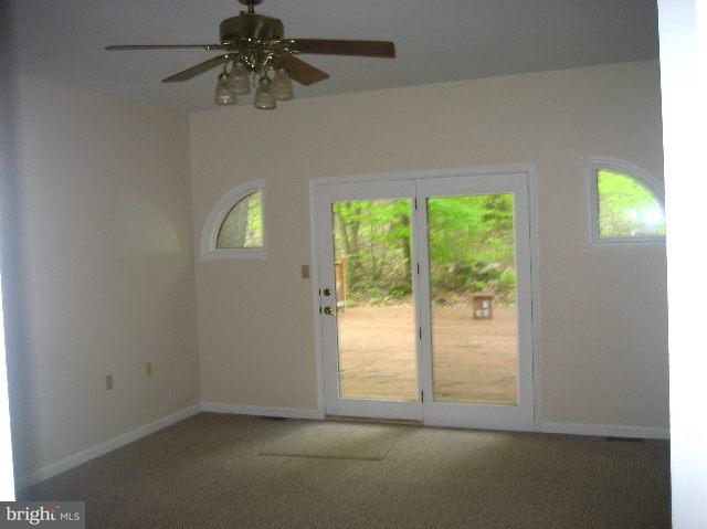 1831 Roberts Valley Road Harrisburg, PA 17110 - Photo 6 of 12 Gallery Image 6