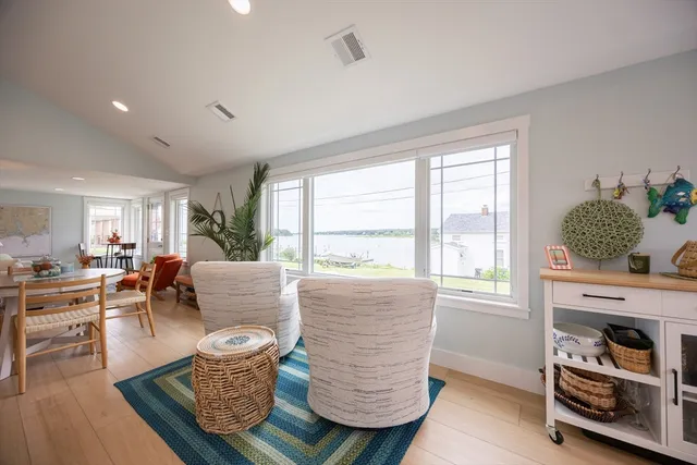 $875,000 | 99 Sylvia Lane, Westport, MA 02790