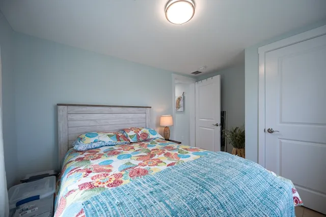 $875,000 | 99 Sylvia Lane, Westport, MA 02790