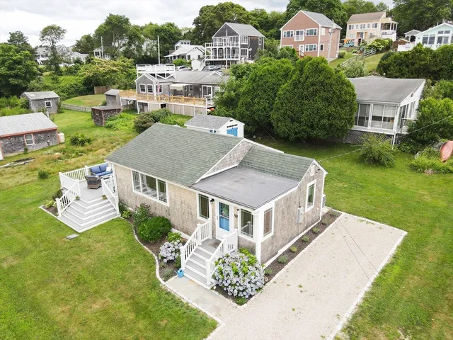 $875,000 | 99 Sylvia Lane, Westport, MA 02790