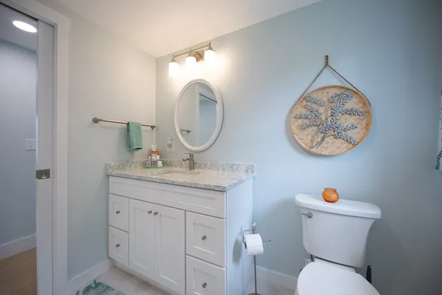 $875,000 | 99 Sylvia Lane, Westport, MA 02790