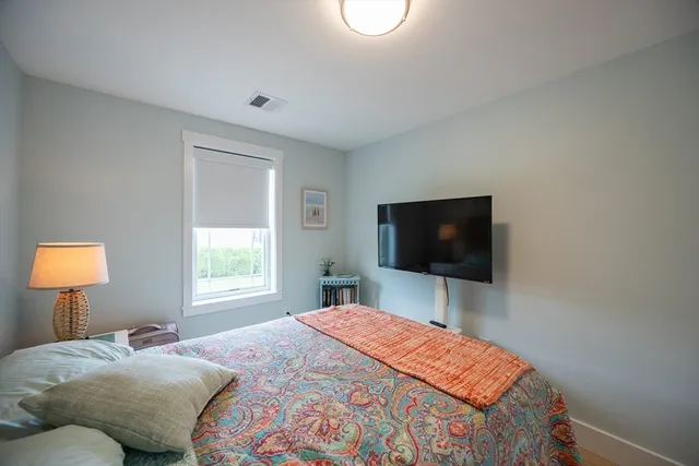 $875,000 | 99 Sylvia Lane, Westport, MA 02790