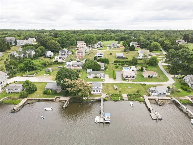 $875,000 | 99 Sylvia Lane, Westport, MA 02790