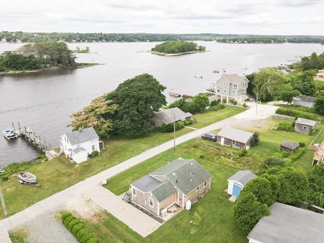 $875,000 | 99 Sylvia Lane, Westport, MA 02790