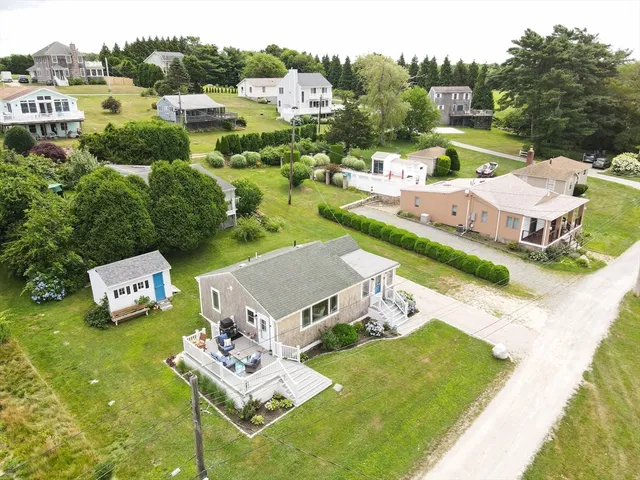 $875,000 | 99 Sylvia Lane, Westport, MA 02790