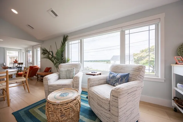 $875,000 | 99 Sylvia Lane, Westport, MA 02790