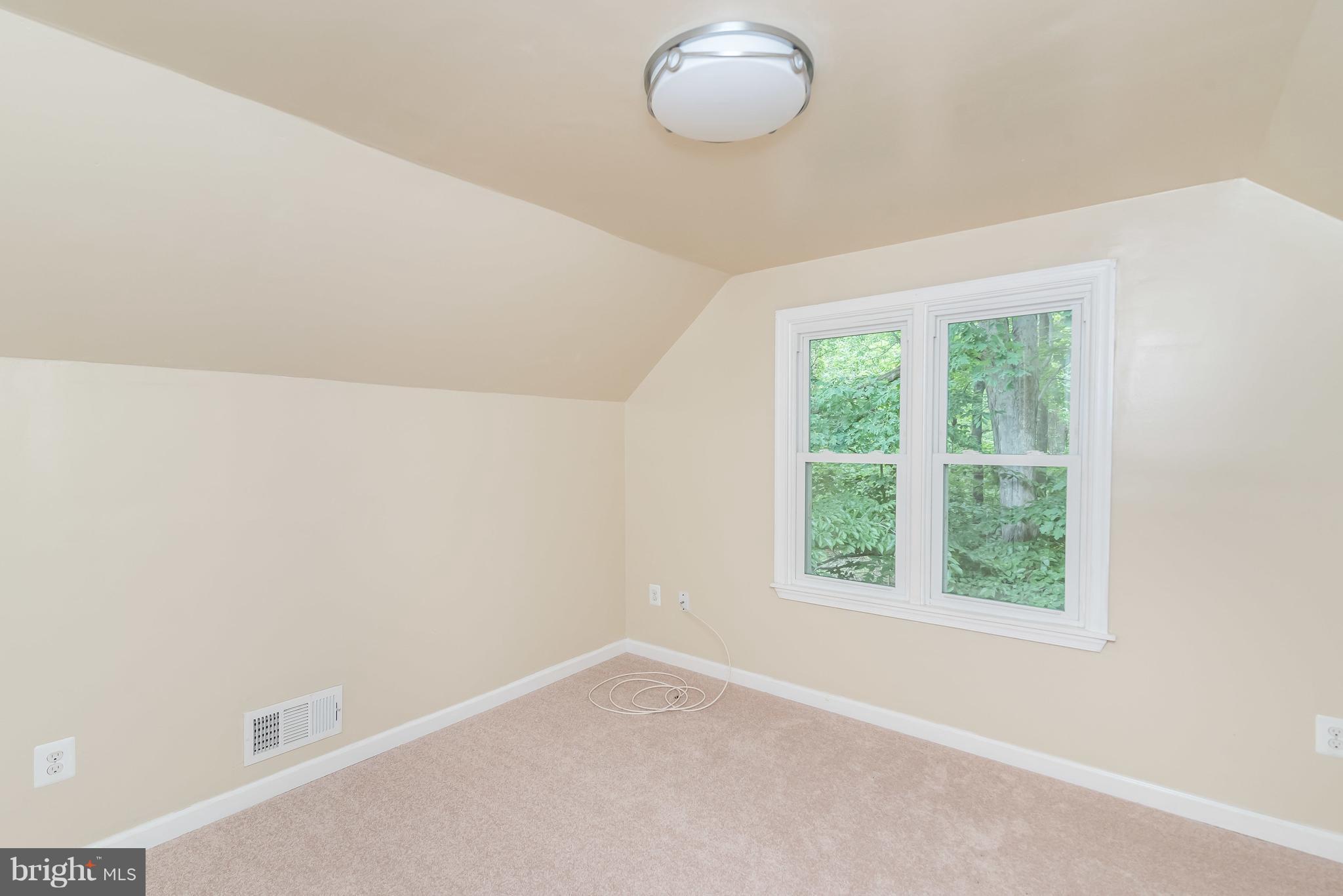 3625 Lockwood Road Baltimore, MD 21207 - Photo 20 of 28 New paint