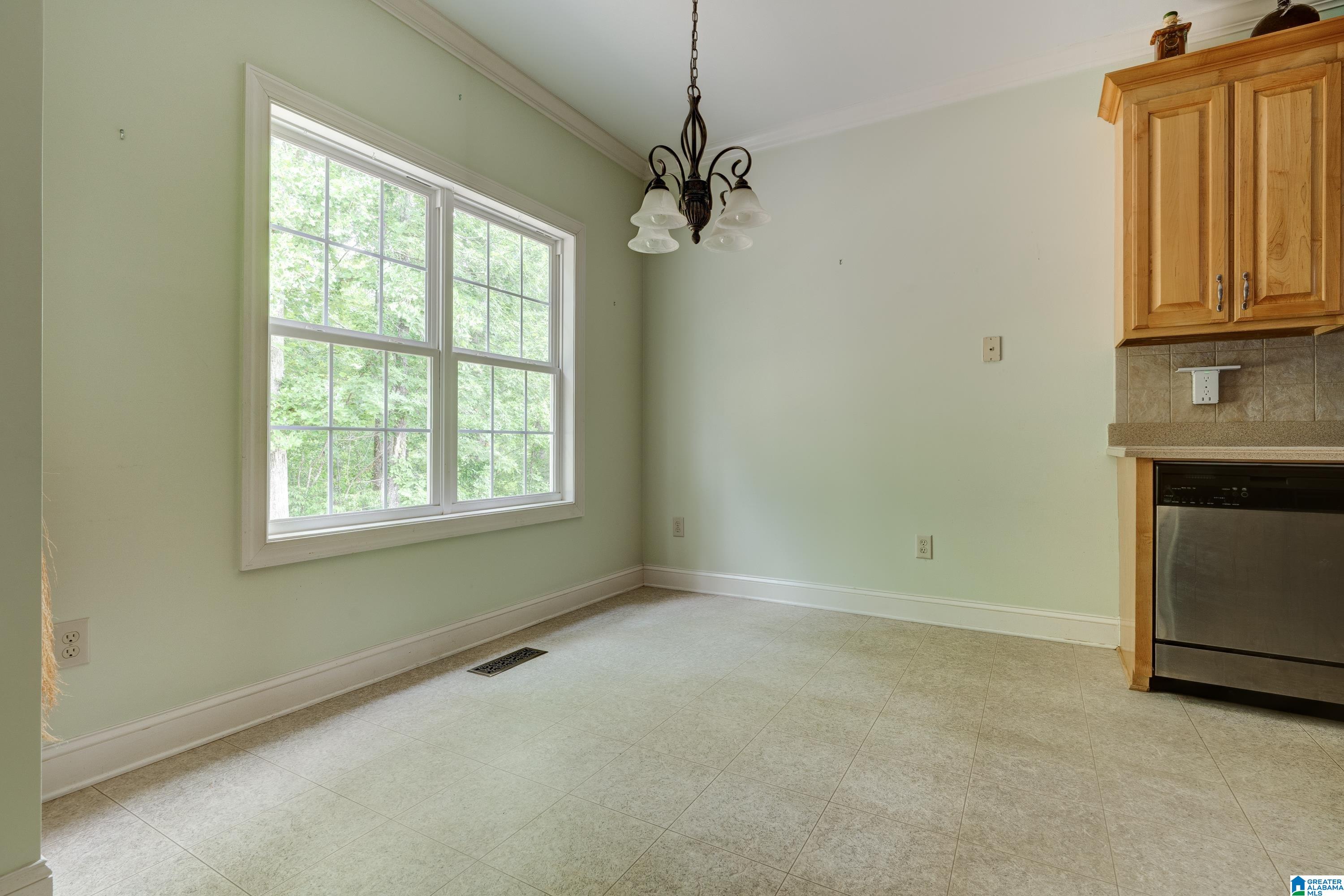 979 Hickory Valley Road Trussville, AL 35173 - Photo 9 of 31