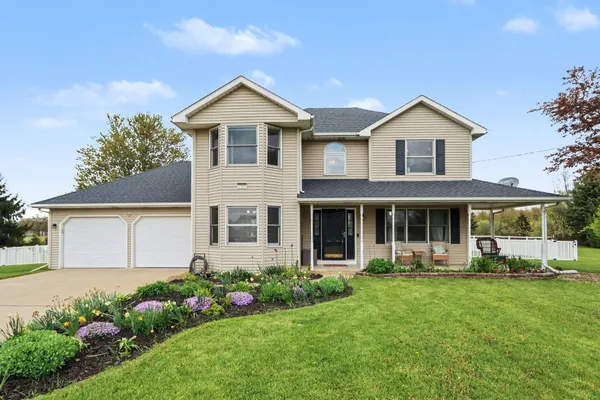 $525,000 | 5305 East T Avenue, Vicksburg, MI 49097