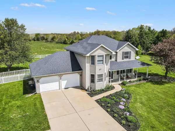 $525,000 | 5305 East T Avenue, Vicksburg, MI 49097