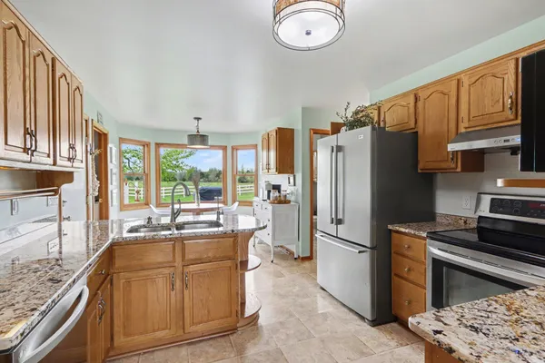 $525,000 | 5305 East T Avenue, Vicksburg, MI 49097