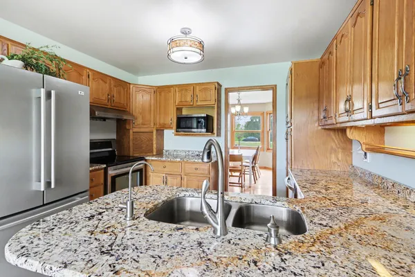 $525,000 | 5305 East T Avenue, Vicksburg, MI 49097
