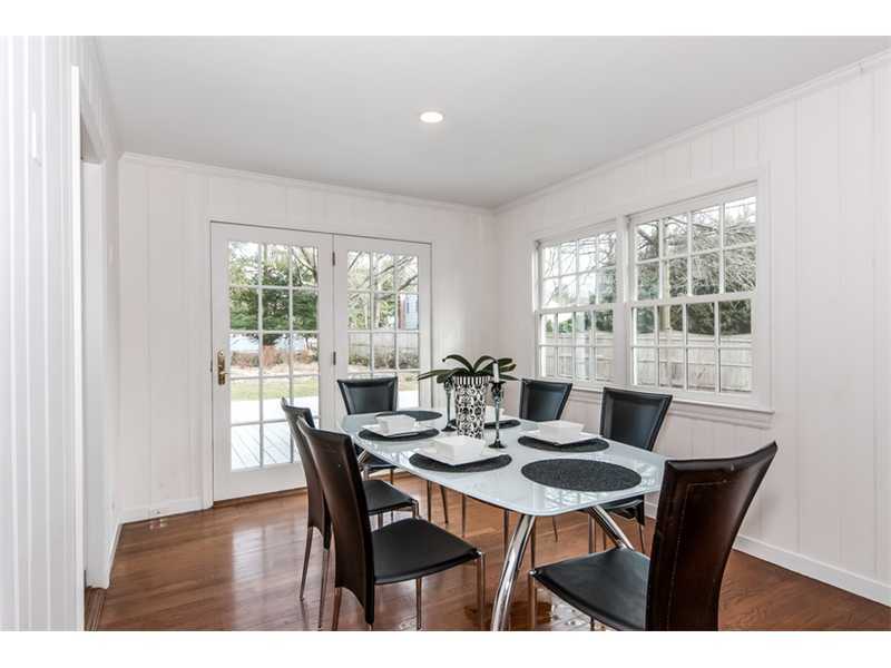 5 Dorchester Lane Riverside, CT 06878 - Photo 4 of 22 a view of a dining room with furniture and wooden floor