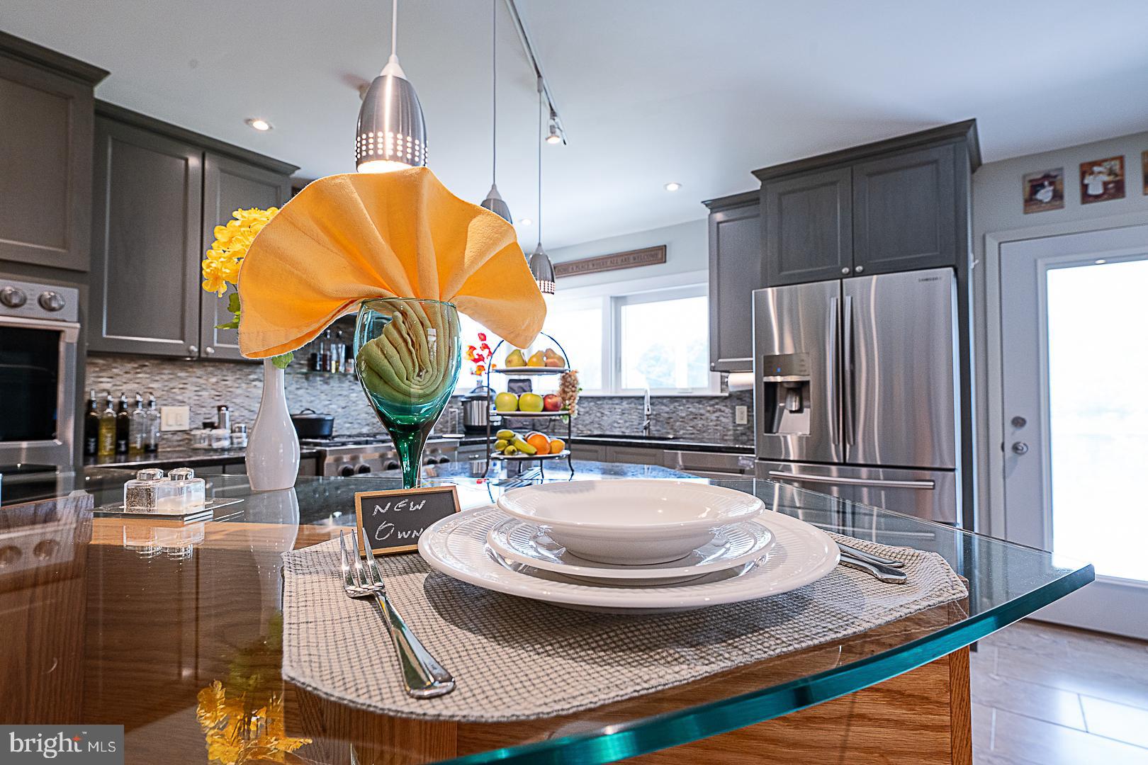 101 Andrea Road Cheltenham, PA 19012 - Photo 7 of 82 Custom Island