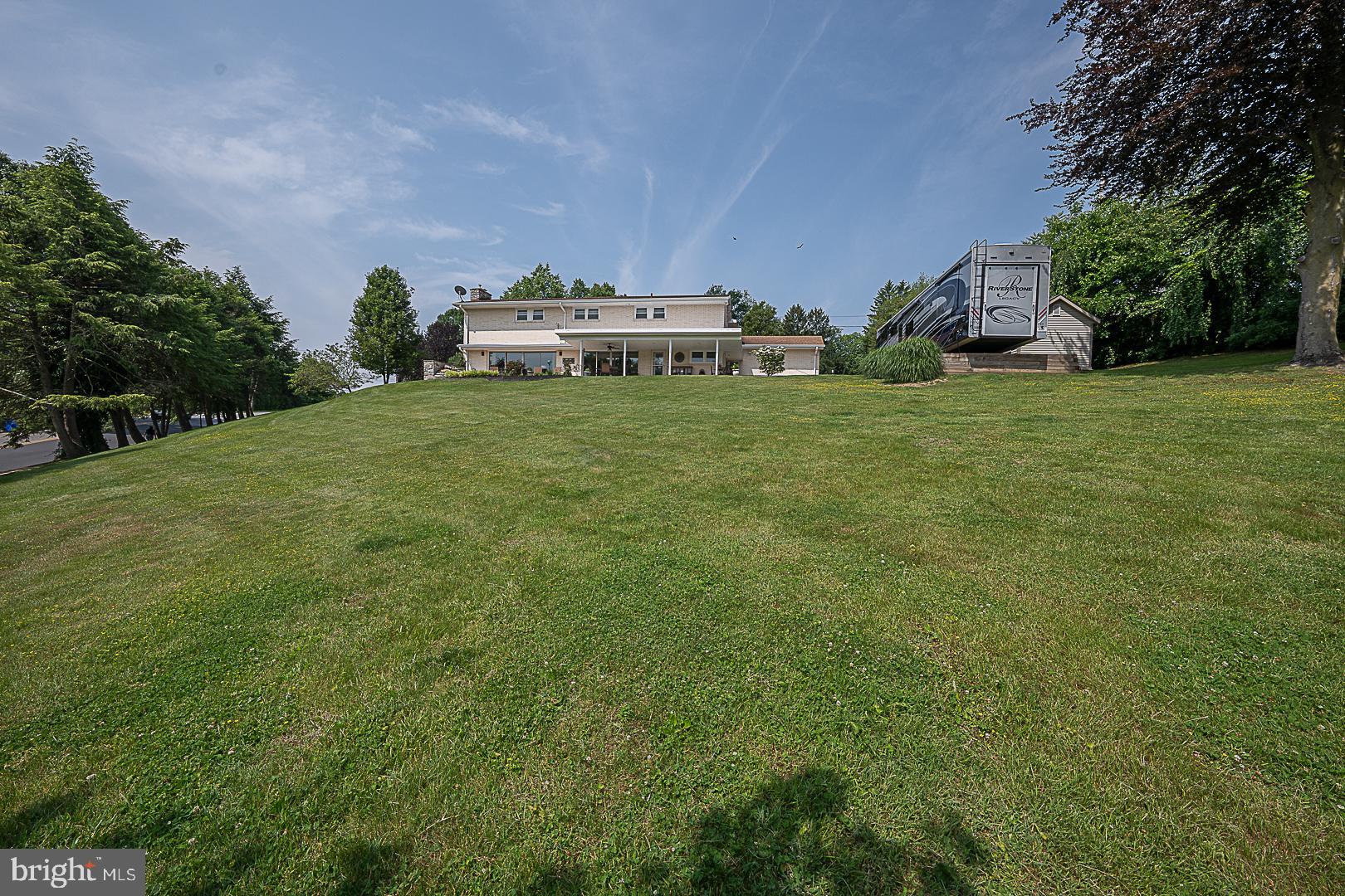 101 Andrea Road Cheltenham, PA 19012 - Photo 75 of 82 Expansive Grounds