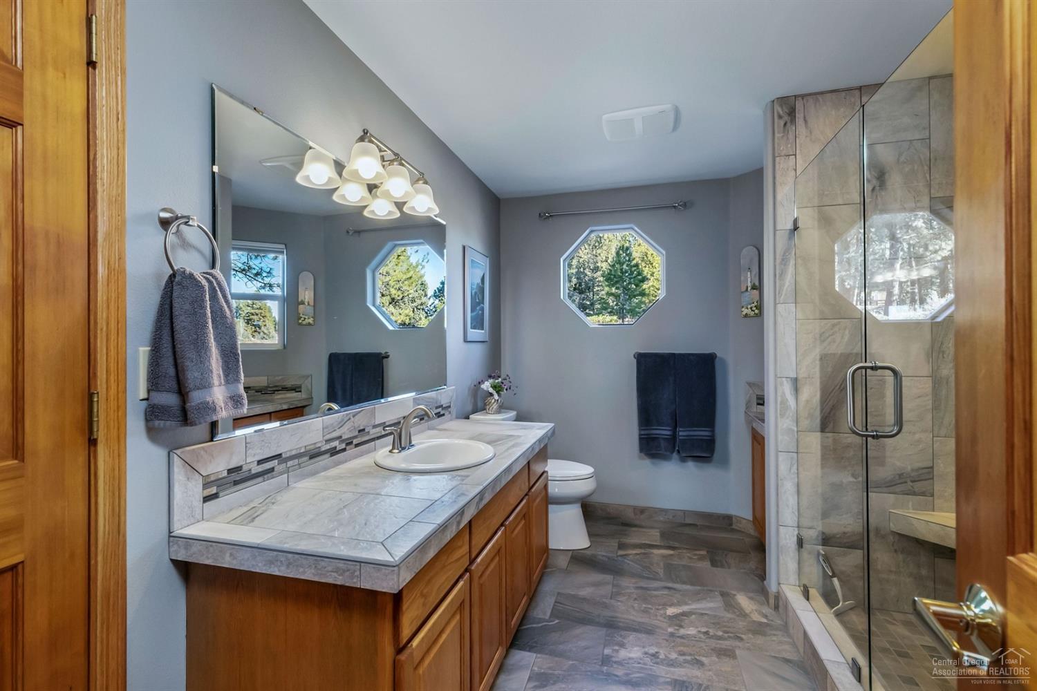 20516 Rusticate Road Bend, OR 97702 - Photo 9 of 25 Additional Photo