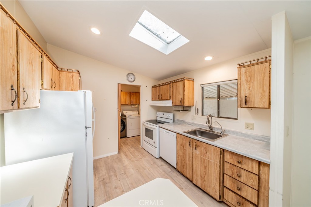 10200 Johnson Road, Unit 55 Phelan, CA 92371 - Photo 10 of 35