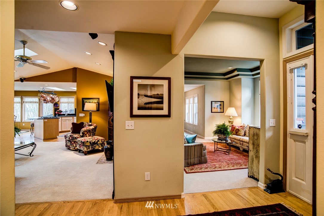 206 Rhodora Heights Road Lake Stevens, WA 98258 - Photo 3 of 25 Gallery Image 3