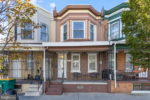 a front view of a building