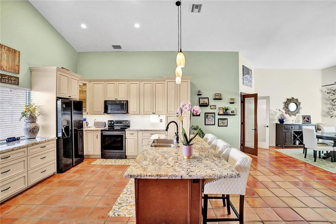 22518 Grouper Court Boca Raton, FL 33428 - Photo 8 of 29 Photo 8