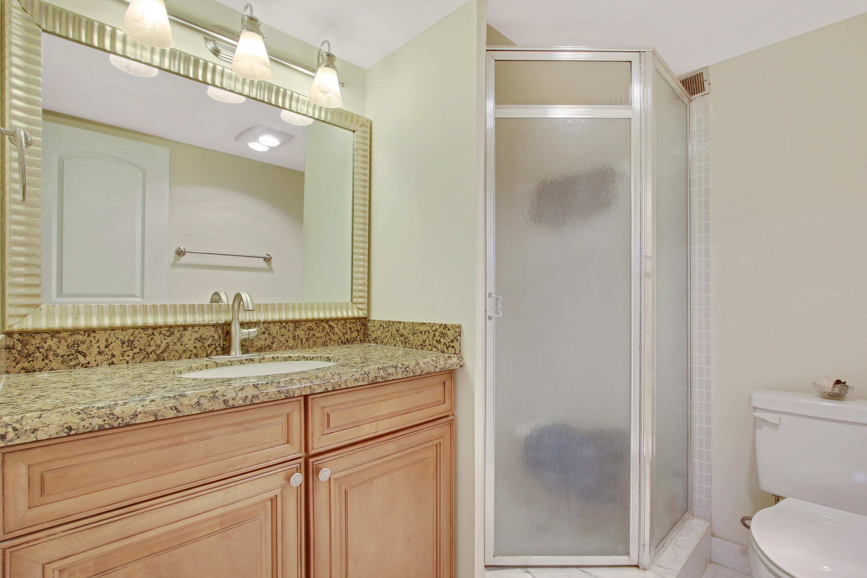 1 Royal Palm Way, Unit 3020 Boca Raton, FL 33432 - Photo 16 of 20 House2-46