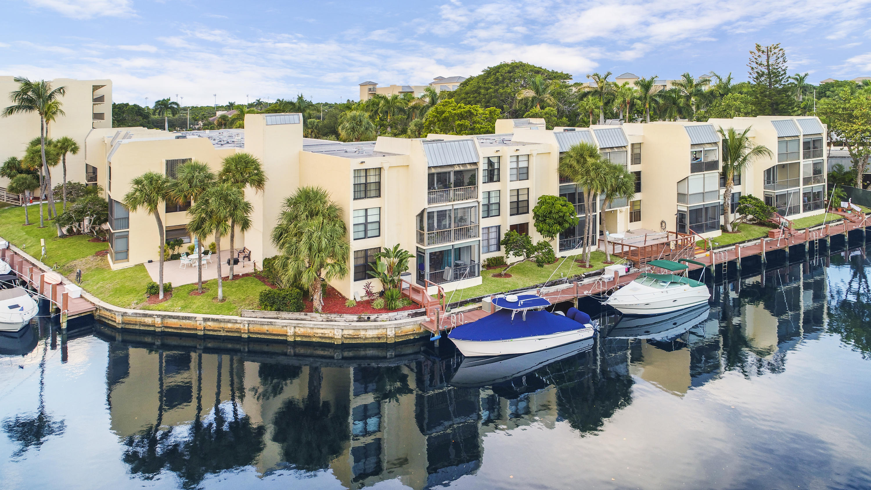 1 Royal Palm Way, Unit 3020 Boca Raton, FL 33432 - Photo 17 of 20 Aerial-35