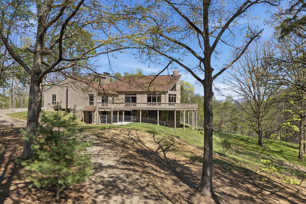 853 Caler Road Brasstown, NC 28902 - Photo 5 of 122