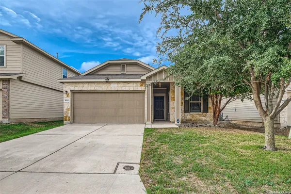 $1,899 | 9026 Bowring, Converse, TX 78109