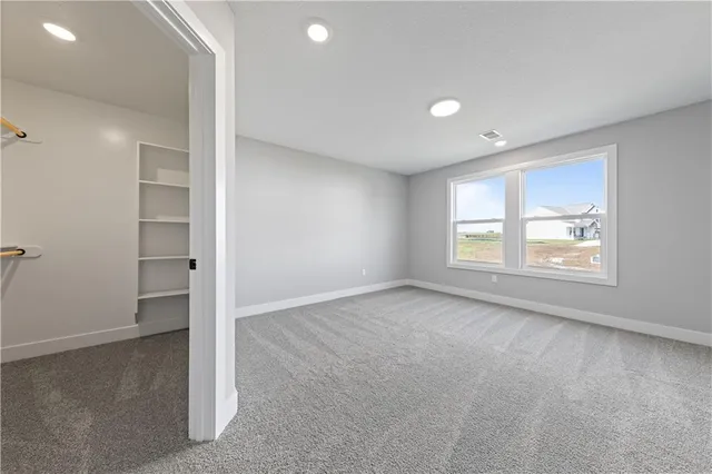 $765,000 | 17194 South Heatherwood Street, Olathe, KS 66062