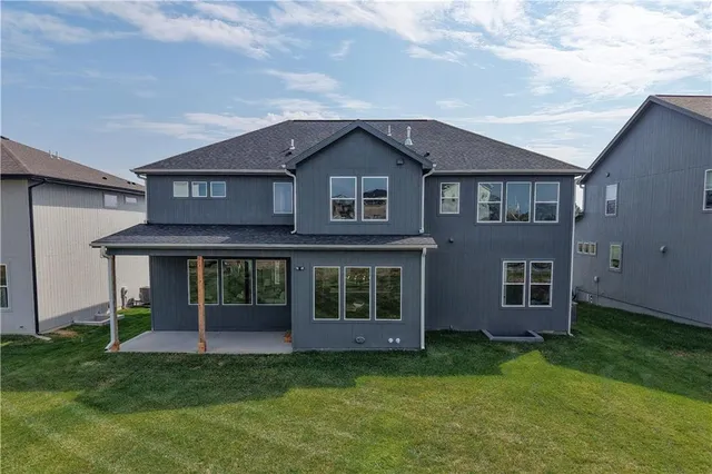 $765,000 | 17194 South Heatherwood Street, Olathe, KS 66062