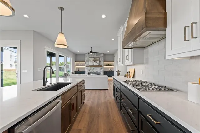 $765,000 | 17194 South Heatherwood Street, Olathe, KS 66062