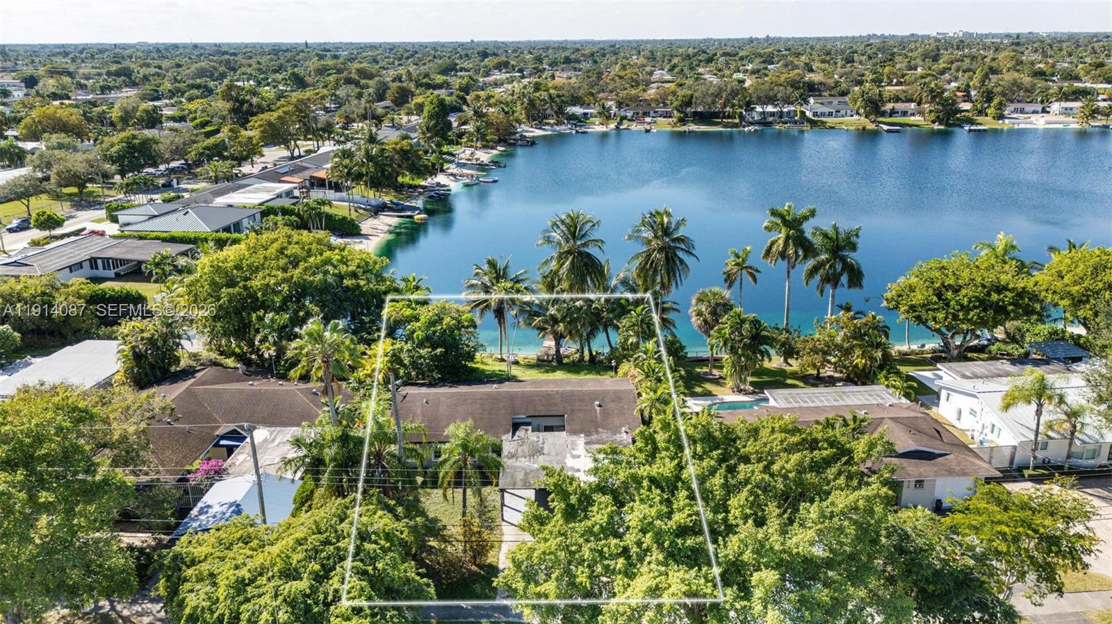 5110 Southwest 92nd Avenue Miami, FL 33165 - Photo 4 of 46