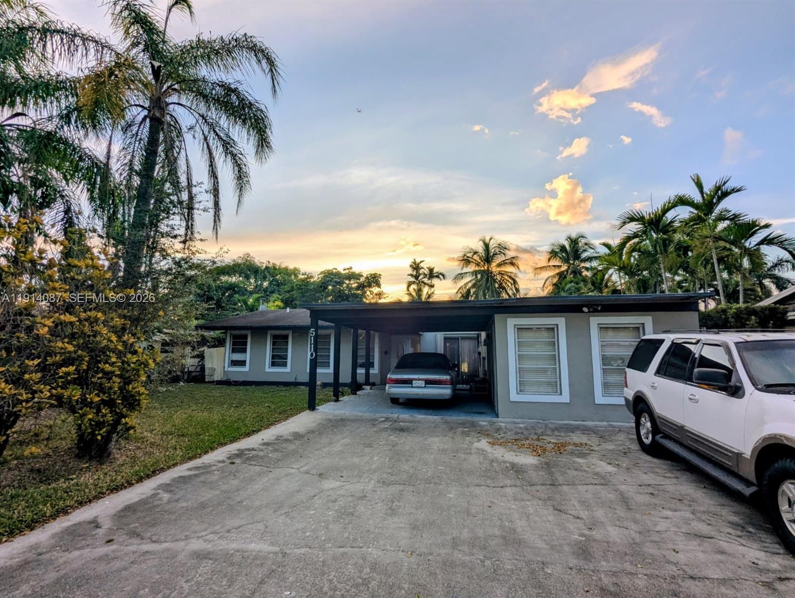 5110 Southwest 92nd Avenue Miami, FL 33165 - Photo 43 of 46