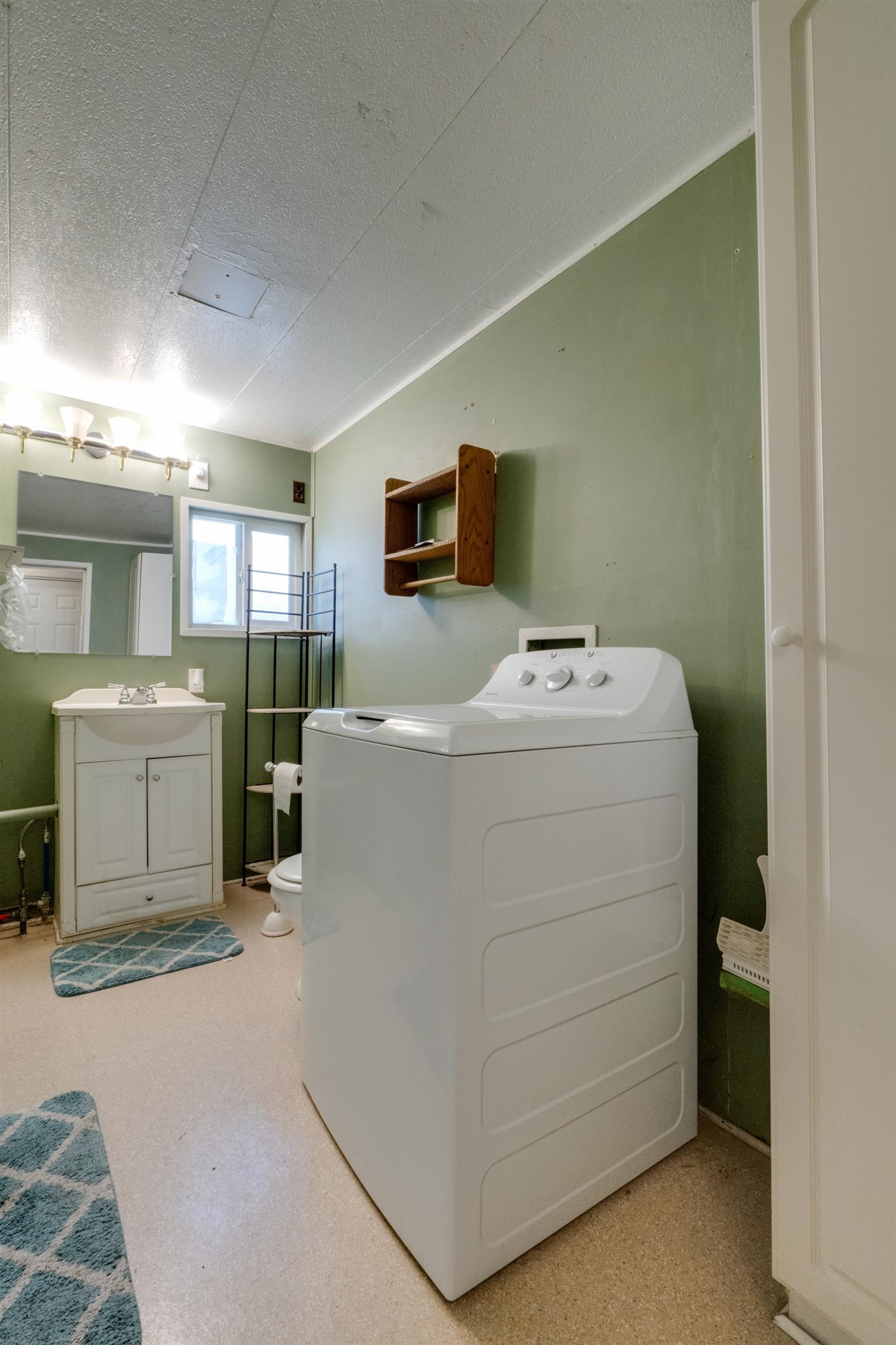 3928 East Lane Park Road, Unit 30 Mead, WA 99021 - Photo 12 of 22