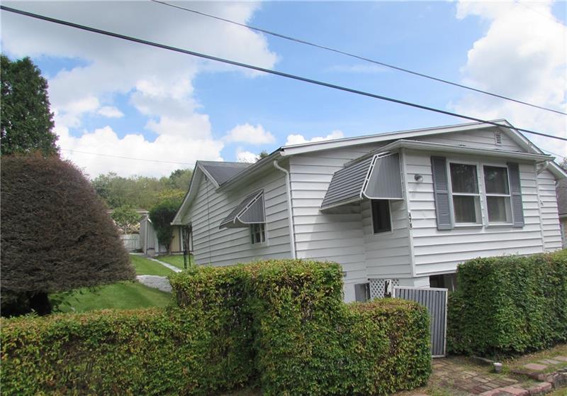 478 Hotel Road Ligonier, PA 15658 - Photo 2 of 25 Side view of home