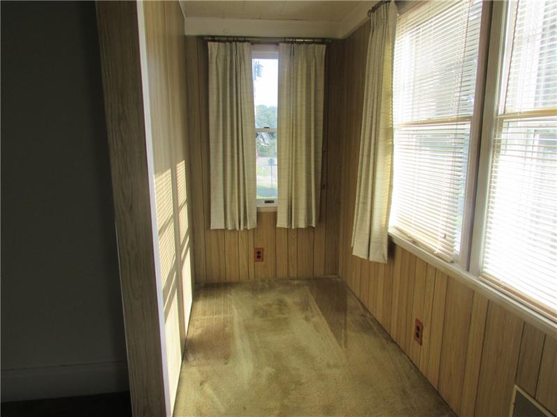 478 Hotel Road Ligonier, PA 15658 - Photo 12 of 25 Enclosed porch off of Living Room