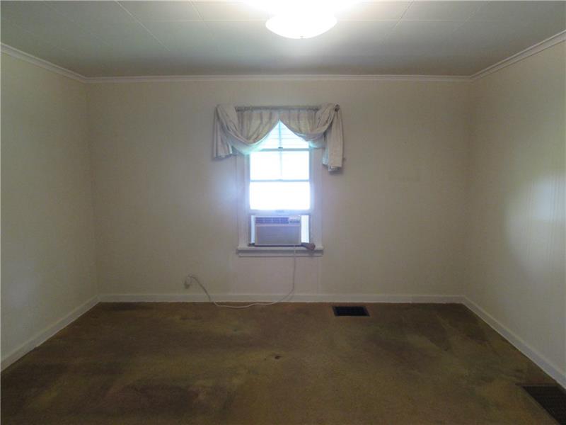478 Hotel Road Ligonier, PA 15658 - Photo 13 of 25 Master bedroom