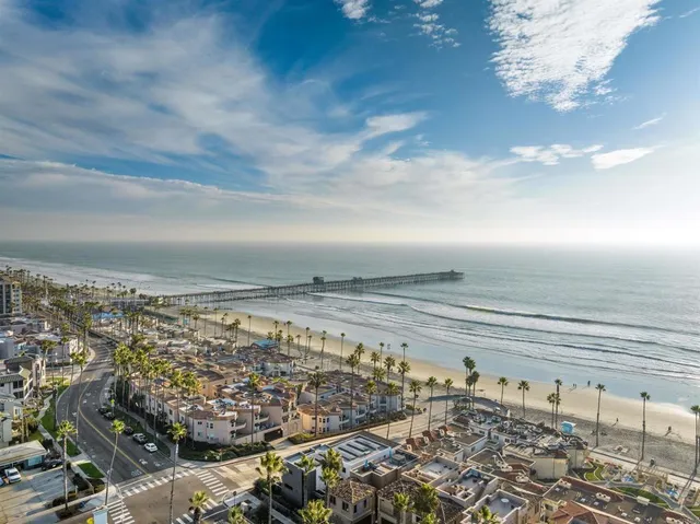 $1,899,000 | 812 North Cleveland Street, Unit 1, Oceanside, CA 92054