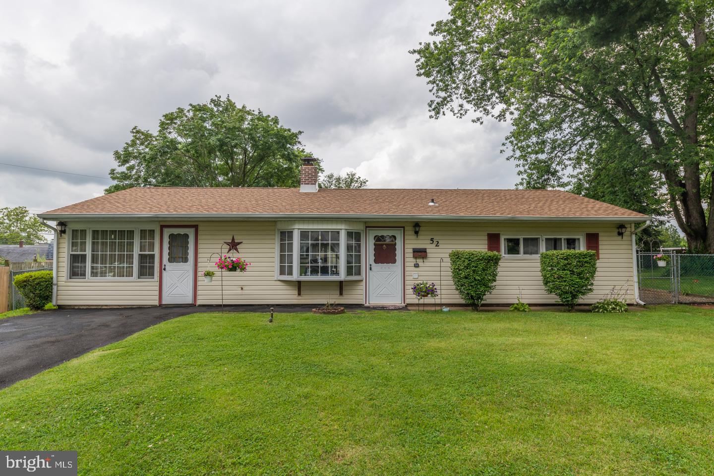 52 Gridiron Road Levittown, PA 19057 - Photo 1 of 36