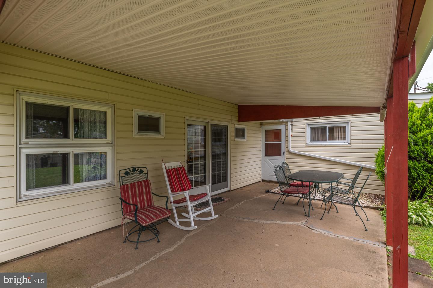 52 Gridiron Road Levittown, PA 19057 - Photo 9 of 36