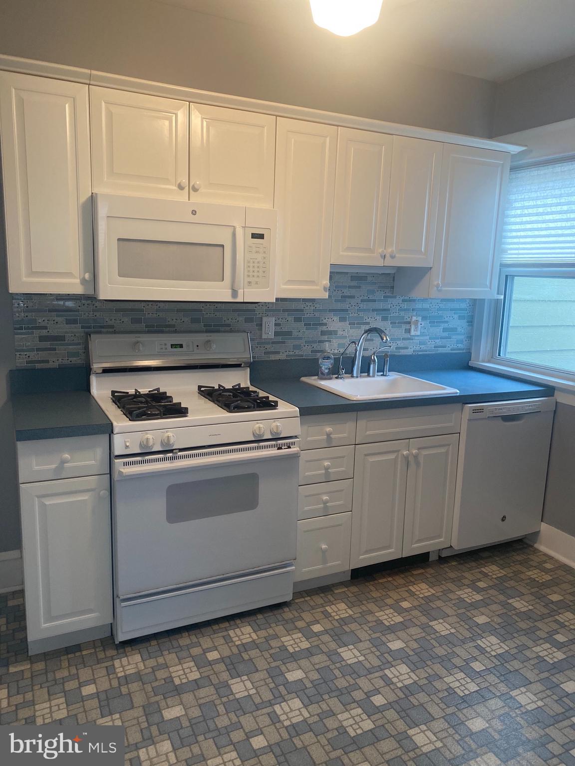 225 Parham Road Springfield, PA 19064 - Photo 15 of 30