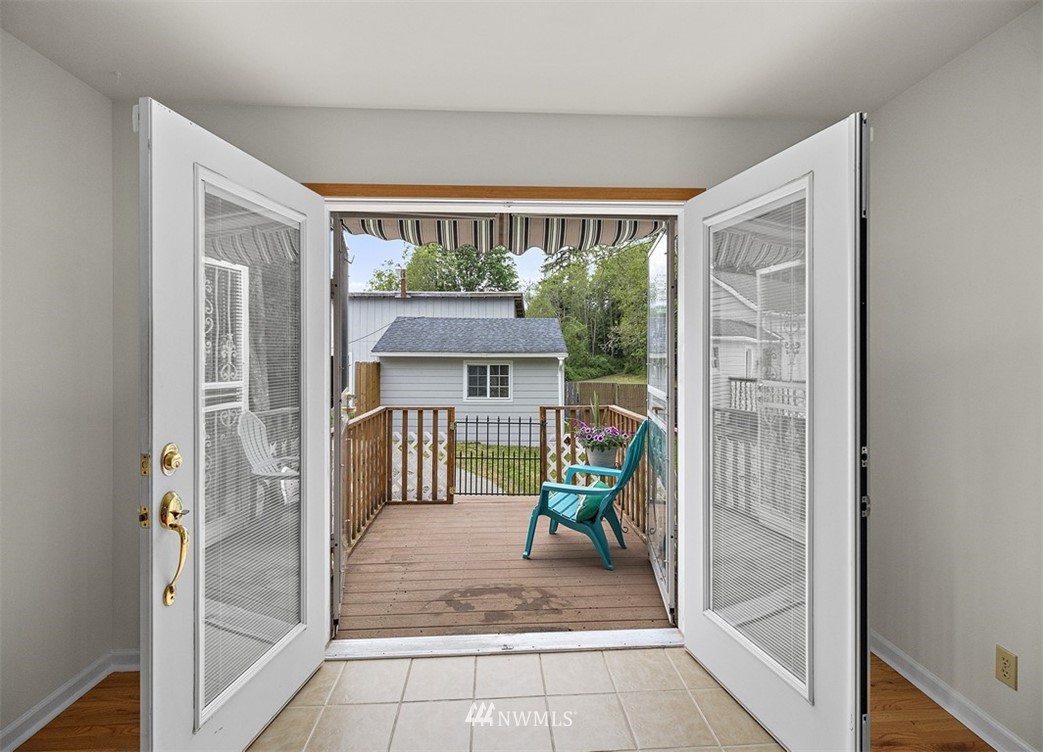 2272 Long Lake Road Southeast Port Orchard, WA 98366 - Photo 20 of 37 Gallery Image 20