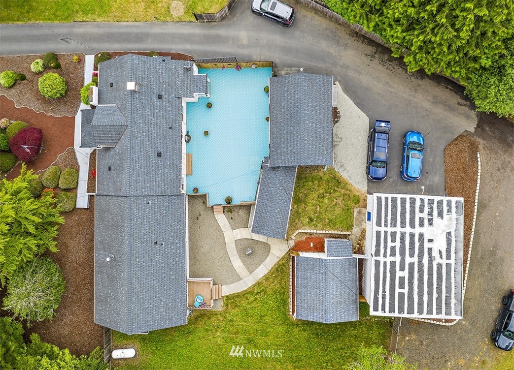 2272 Long Lake Road Southeast Port Orchard, WA 98366 - Photo 3 of 37 Gallery Image 3