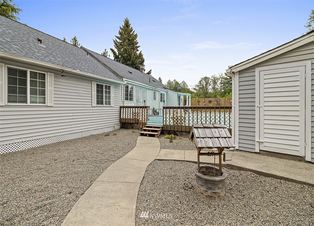 2272 Long Lake Road Southeast Port Orchard, WA 98366 - Photo 26 of 37 Gallery Image 26