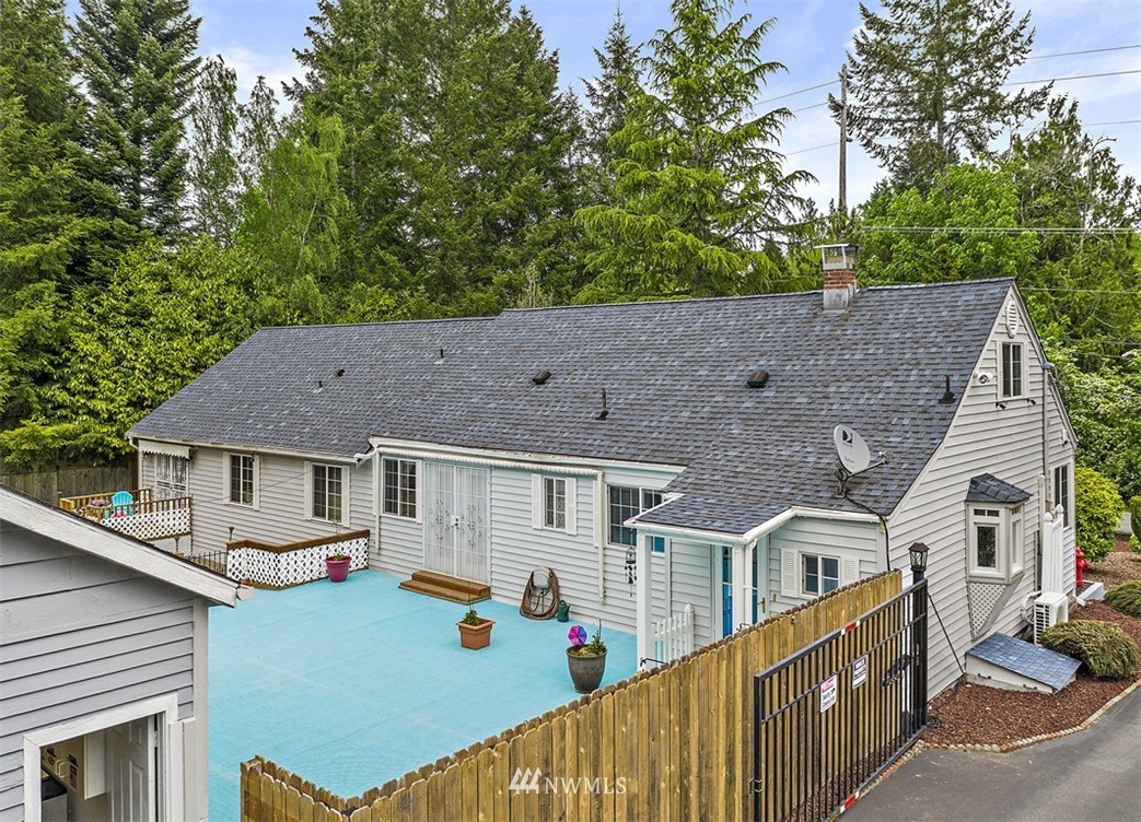 2272 Long Lake Road Southeast Port Orchard, WA 98366 - Photo 27 of 37 Gallery Image 27