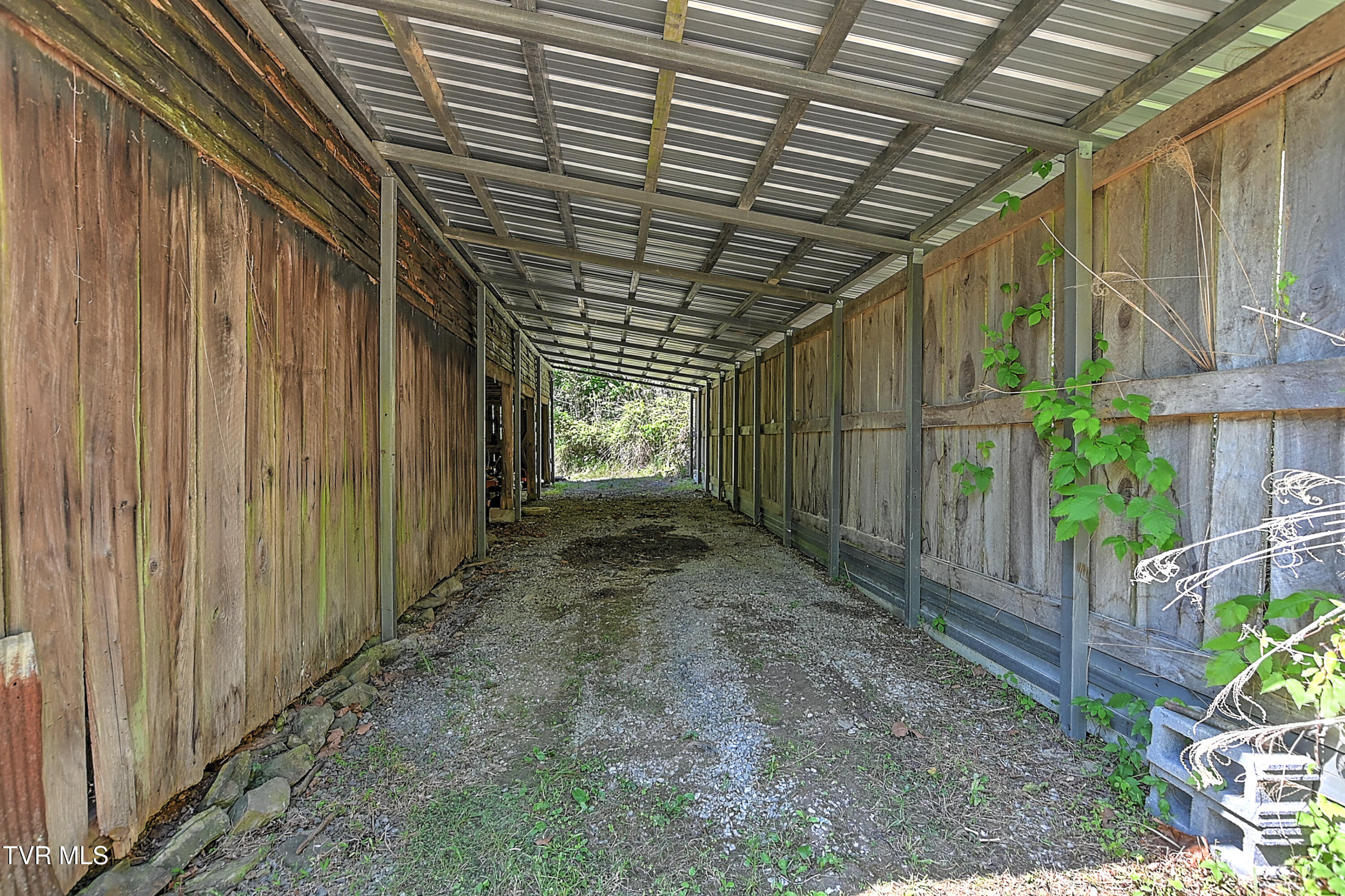 3388 Flower Gap Road Blackwater, VA 24221 - Photo 124 of 161 3388 Flower Gap Rd DS-125