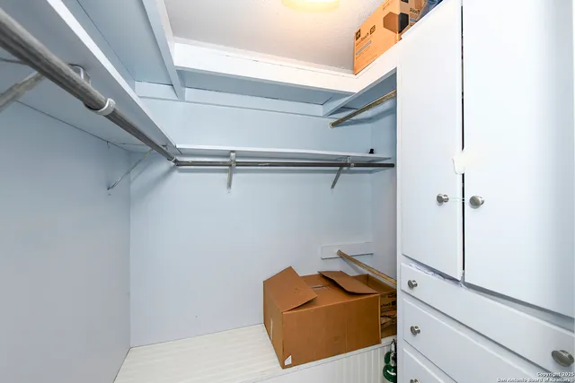 a view of walk in closet