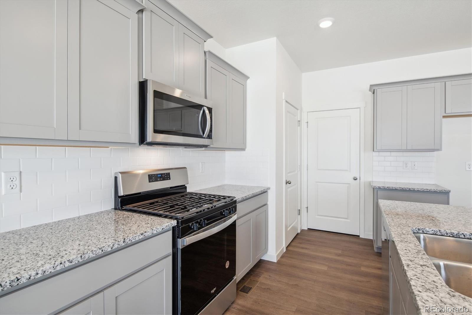 3226 Belleville Ridge Road Elizabeth, CO 80107 - Photo 8 of 25 Gallery Image 8